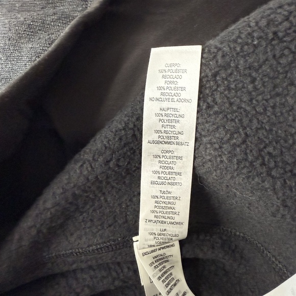 Patagonia Better Sweater Womens Sz L Full Zip Vest Black NWT $119 Gorpcore - Picture 11 of 12